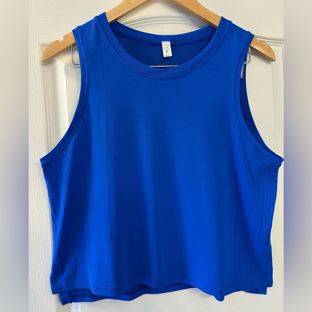 Lululemon waist length size 10 tank